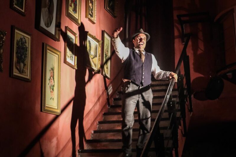 Santorini: The Greek Wedding Show - Seating and Duration