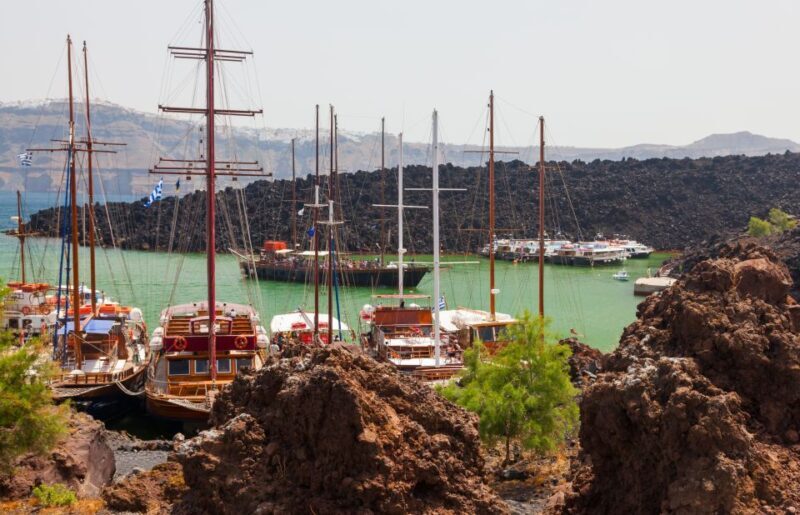 Santorini: Thirassia Islands and Volcano Guided Cruise - Key Points