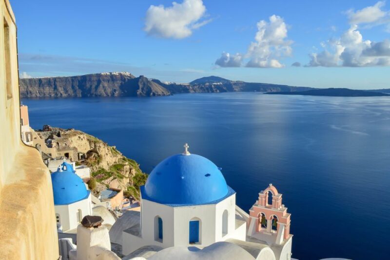 Santorini: Traditional Sightseeing Bus Tour with Oia Sunset - What’s Not Included