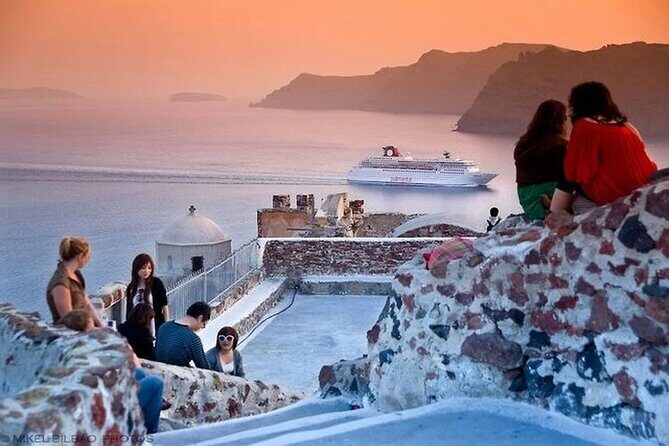 Santorini Undeniable 4 Hours Shore Excursion In Fira And Oia - Frequently Asked Questions