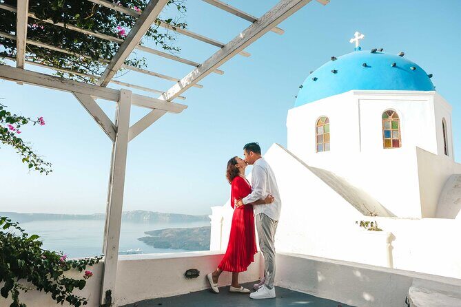 Santorini Vacation Photoshoot - Who Is This Experience Best For?
