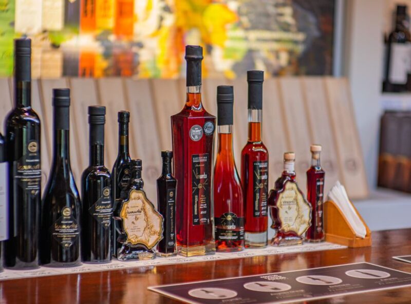 Santorini: Wine Tour with Sunset in Oia - Key Points