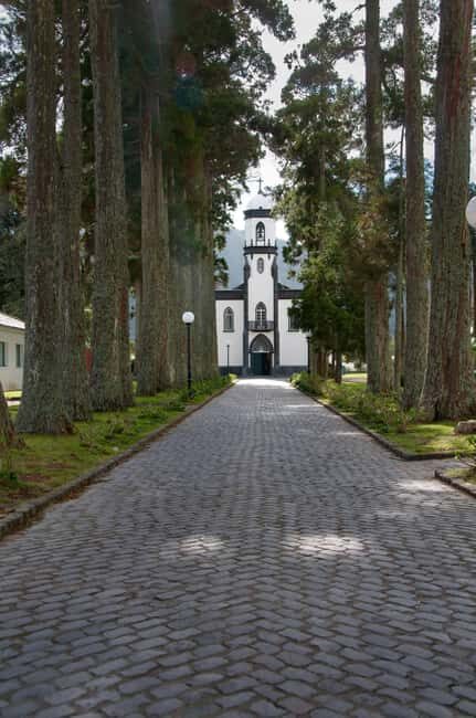 Sao Miguel Island: Sete Cidades and Lagoa do Fogo Tour - An In-Depth Look at the Tour Experience