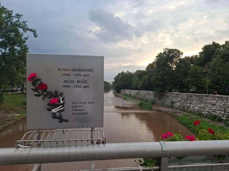 Sarajevo: Guided Green Walk with History and Nature - Hidden Urban Gardens and Diverse Plant Life