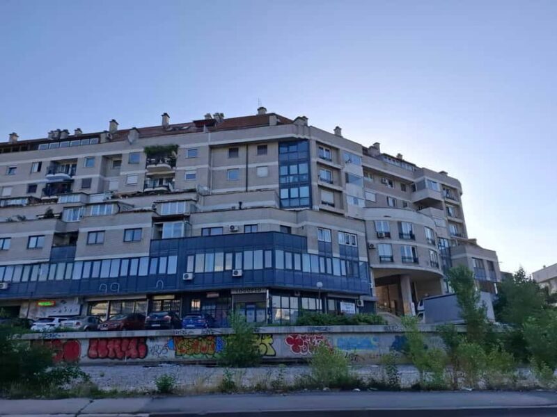 Sarajevo: Urban Walking Tour with Local Guide - What to Expect from the Sarajevo Urban Walking Tour