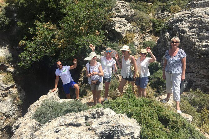 Sarakina Gorge, Kritza, Oliveoil Tasting, Mountains, South Coast - Why We Think This Tour Is Special