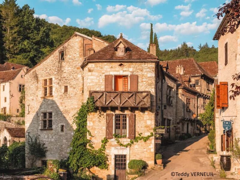 Sarlat: Private Day trip to Rocamadour & Saint-Cirq-Lapopie - Key Points