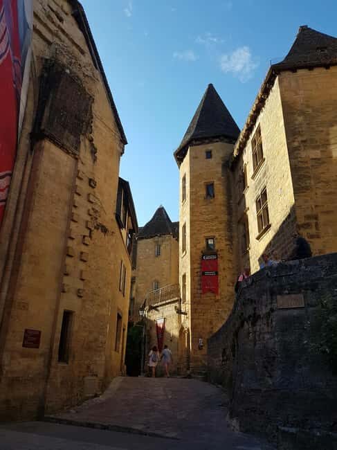 Sarlat: Private Guided Tour of the Jewel of the Perigord - Key Points