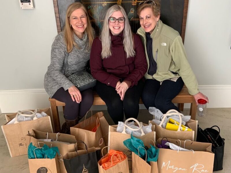 Savannah: Champagne and Shopping Guided Tour - Why You Might Love the Savannah Champagne and Shopping Tour