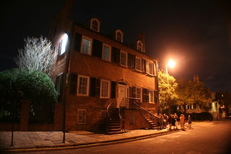 Savannah: Pub Crawl and Ghost Tour - In-Depth Review