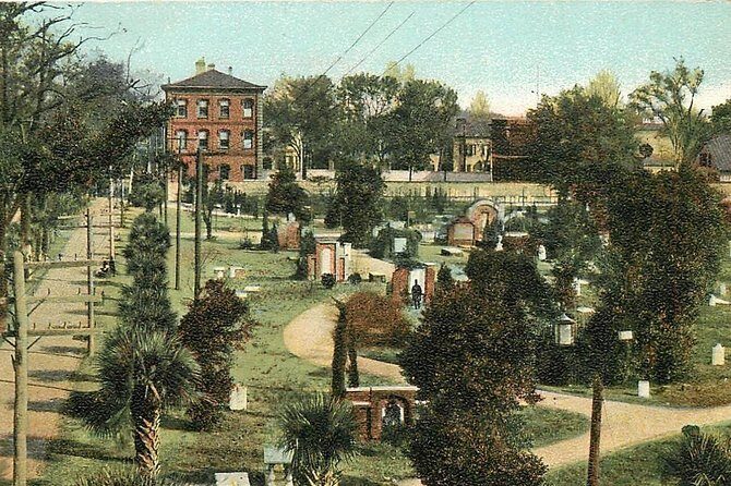 Savannah's Colonial Park Cemetery God's Acre Tour - What to Expect During the Tour