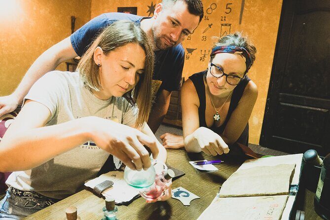 Save King's Landing - In search of Wildfire | Escape Room Brasov - Price and Value