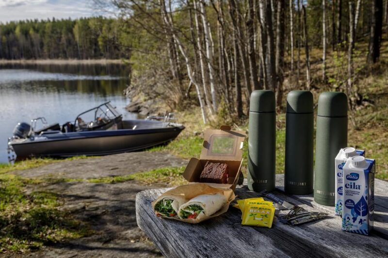 Savonlinna: Evening Photography Tour on lake Saimaa - Weather Considerations and Preparation