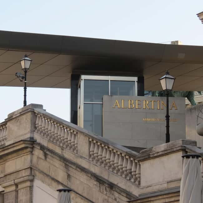 Scandals, affaires & anecdotes in Vienna - A Closer Look at the Experience