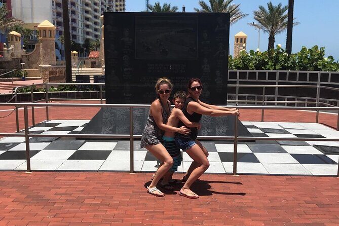 Scavenger Hunt Adventure in Dowtown Las Vegas - Key Points