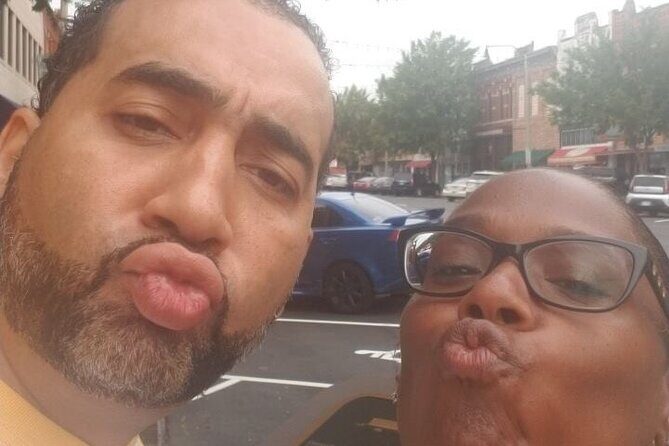 Scavenger Hunt Adventure in Houston by Wacky Walks - Who Will Love This?