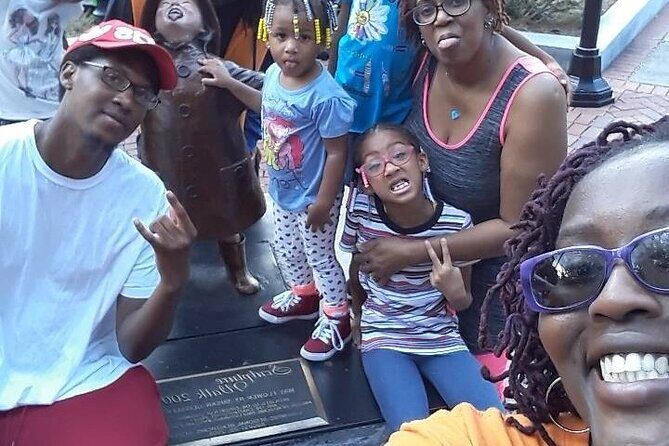 Scavenger Hunt Adventure in Montgomery by Wacky Walks - Key Points