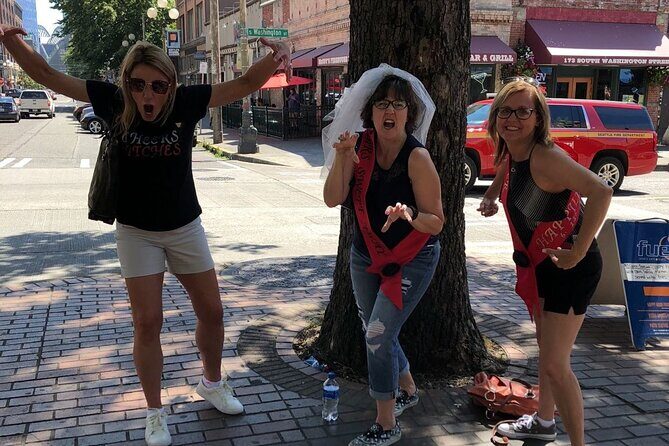 Scavenger Hunt in Denver by 3Quest Challenge - Exploring Denver with the 3Quest Challenge Scavenger Hunt