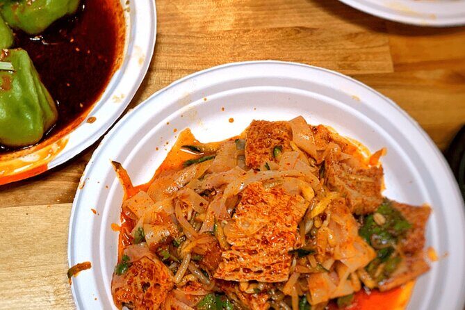 Scavenger Hunt in Hidden Treasures of Chinatown NYC - Meeting Points and Accessibility