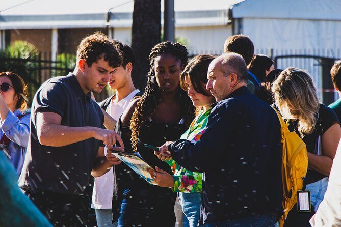 Scavenger Hunt in Nice The Mysterious Robbery - What is the story behind the scavenger hunt?