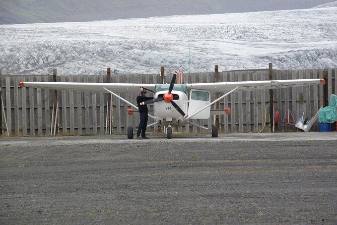 Scenic Airplane flight around Skaftafell National Park - A Close Look at the Scenic Airplane Flight around Skaftafell National Park