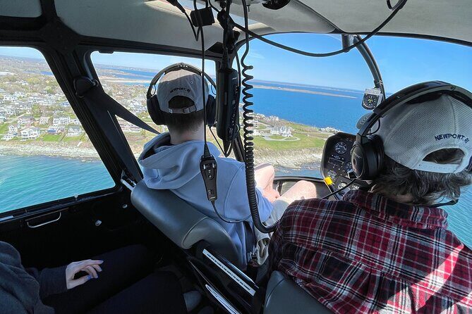 Scenic Tour of Newport, RI By Helicopter - 3 person Mansion Tour - What to Expect from This Newport Helicopter Tour