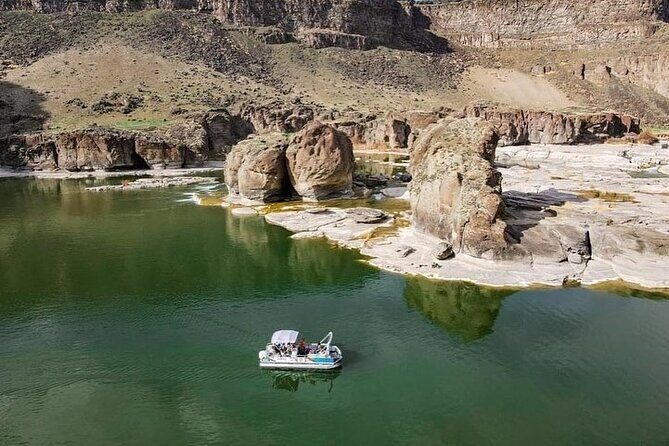 Scenic Tour to Pillar Falls - An In-Depth Look at the Tour Experience