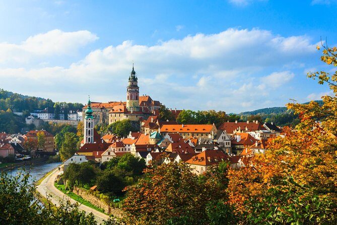Scenic transfer from Passau to Prague with 2-hours guided tour of Cesky Krumlov - The Itinerary: What to Expect