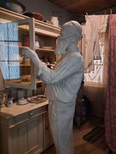 Schindler's Factory and Jewish Ghetto Walking Tour - FAQ