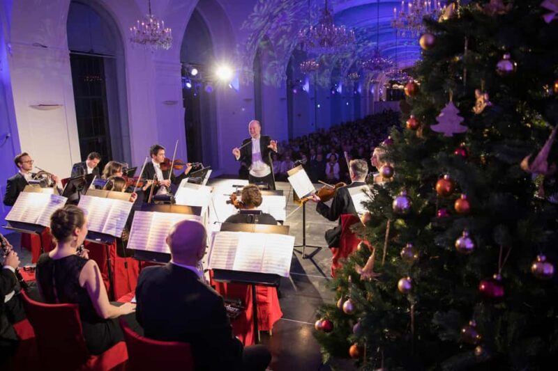 Schönbrunn: Christmas Market, Palace Tour, & Concert - FAQ