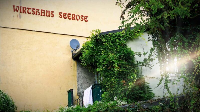 Schwabing: Insider Tour! Neighborhood, Revolt, Secrets in Munich's Iconic District - Key Points