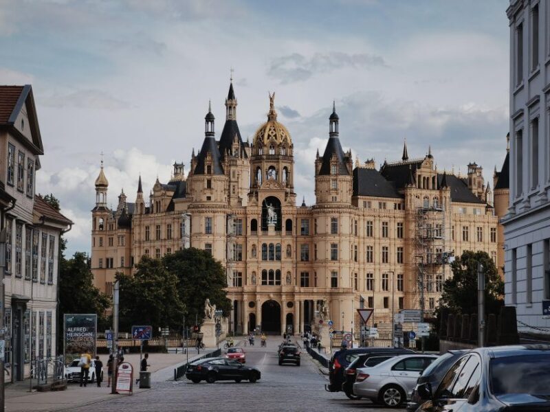 Schwerin: Private Guided Walking Tour - Practical Details and Tips
