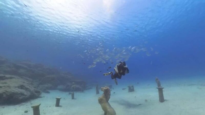 Scuba diving-private and individual No certification needed - Key Points