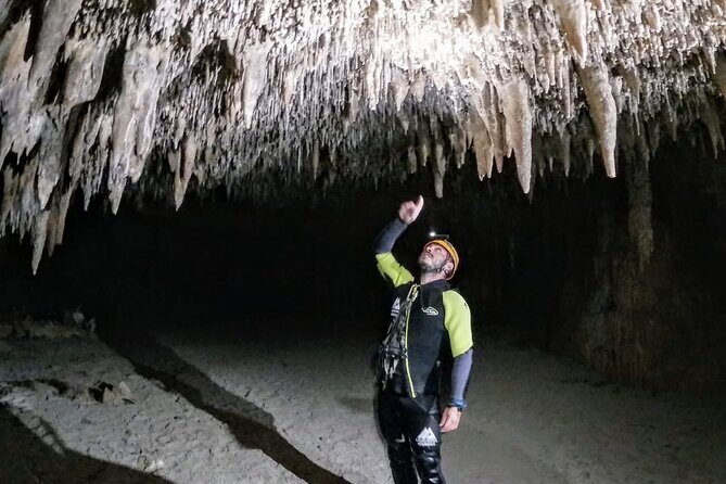 Sea Caving Cova Coloms No Transport - Key Points