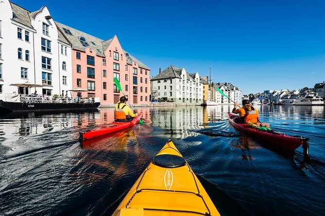 Sea Kayaking In Ålesund - The Balance of Price and Experience