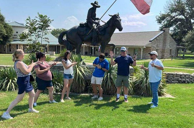 Seattle Audio Tour on Capital Hill Adventure - Who is This Tour Best For?