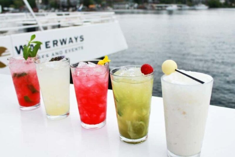 Seattle: Lake Union Happy Hour Cruise - Key Points