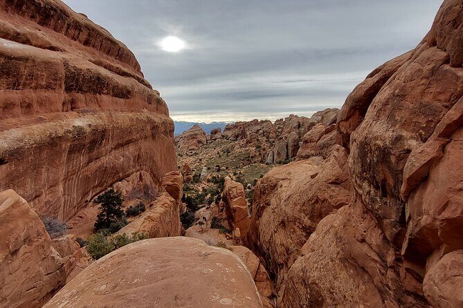 Secluded Arches Sunset Experience Best Of Devils Garden Fun Hike - FAQs