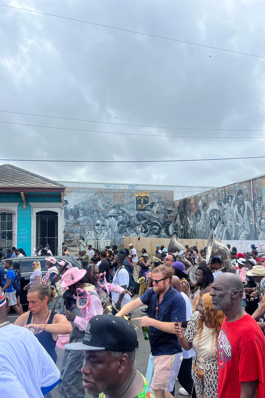 Second Line Tour & Music Experience - What’s Included and What to Bring