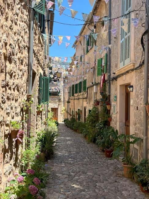 Secret Corners and Tastes of Mallorca by Private Tour - The Sum Up