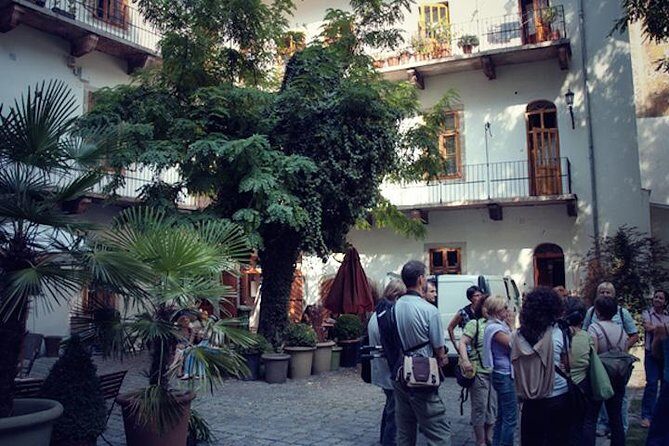 Secret Gardens and Squares Downtown | Walking Tour of Budapest - Key Points