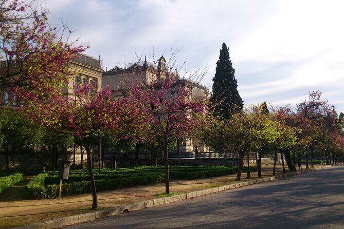 Secrets of Maria Luisa Park and Plaza de España Private Tour - Frequently Asked Questions