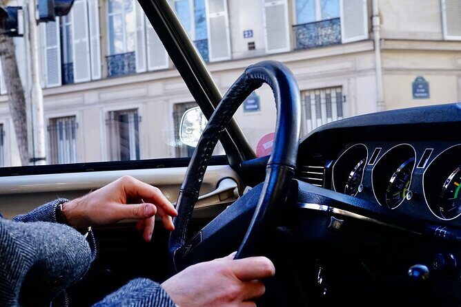 Secrets of Paris Tour in a Vintage Open-Top French Car Citroen DS - FAQ