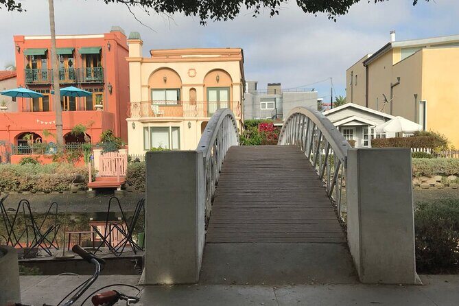 Secrets of Venice Boardwalk: Self-Guided Puzzle Adventure in LA - Explore the Public Art and Lesser-Known Spots