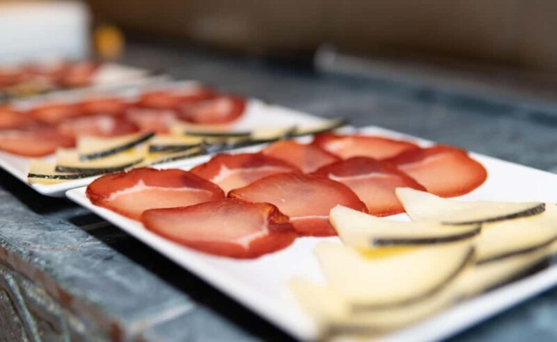 Secrets of Wine: Immersion in the Winery and Professional Tasting - The Experience Provider: Bodegas Calvente