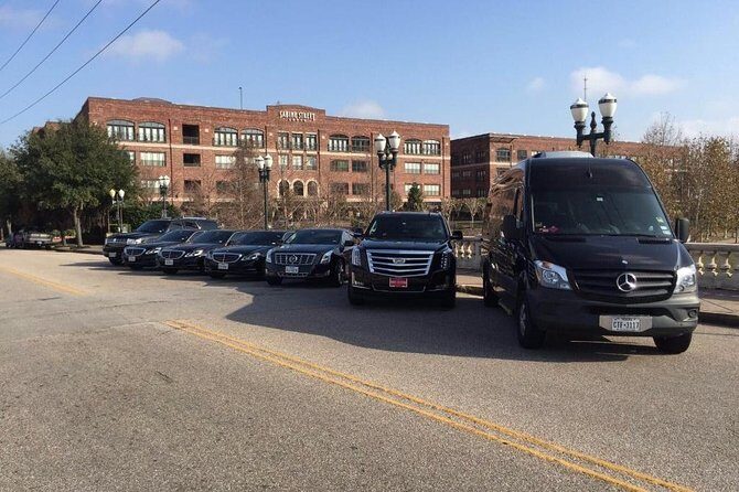 Sedan Airport Transfer IAH to Galveston - Key Points