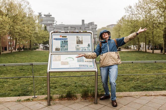 See Hamburg With A Local: Private & Personalized - Key Points