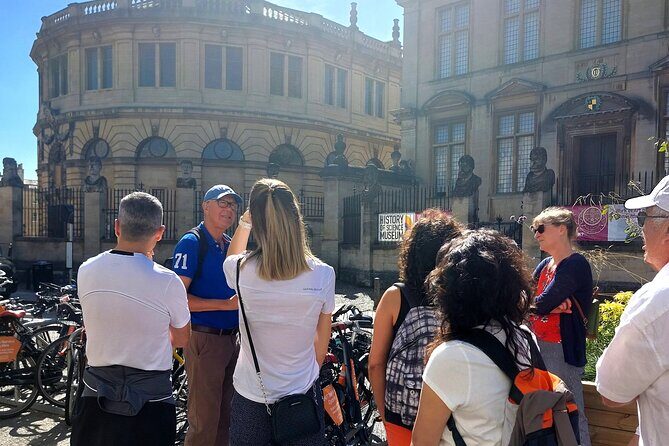 See Oxford's top sights in a small group with a local guide - What’s Included and What to Expect