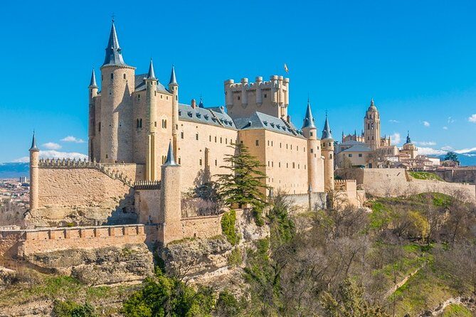Segovia and Avila Private Tour with Lunch and Hotel Pick up from Madrid - FAQ