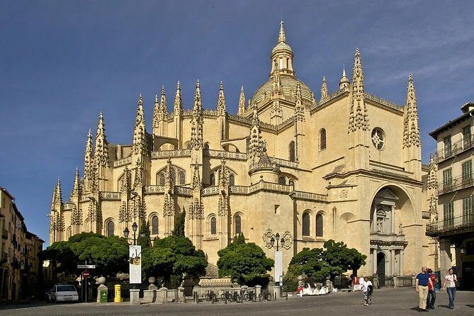 Segovia, Avila & Toledo: Small Group Guided Tour from Madrid - Who Should Consider This Tour?